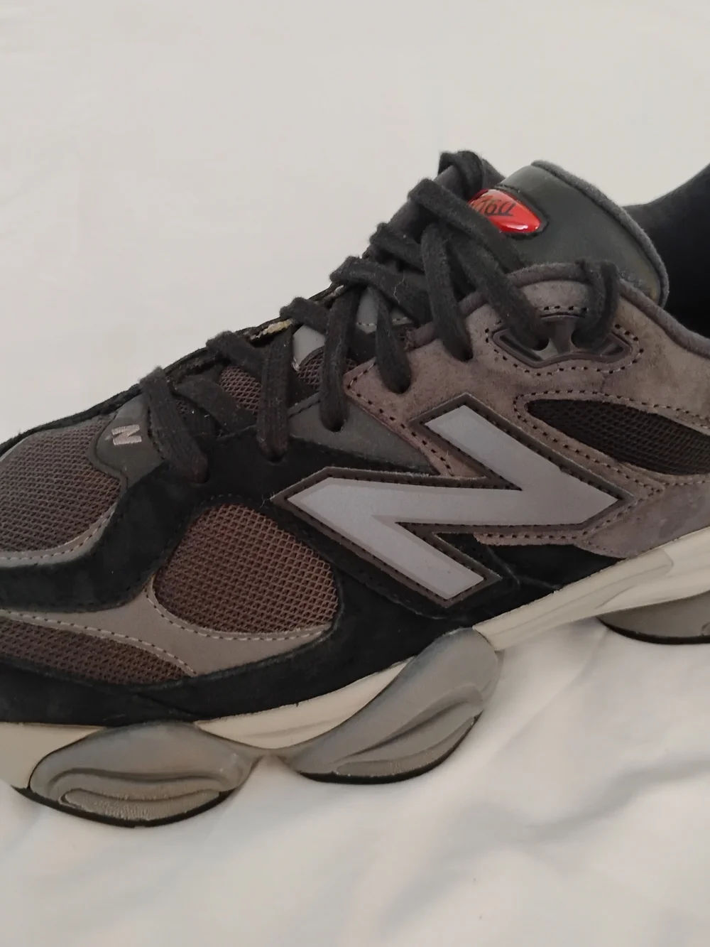 New Balance 9060 Men's Size 11.5 Suede Black Castlerock Grey Sneakers U9060BLK